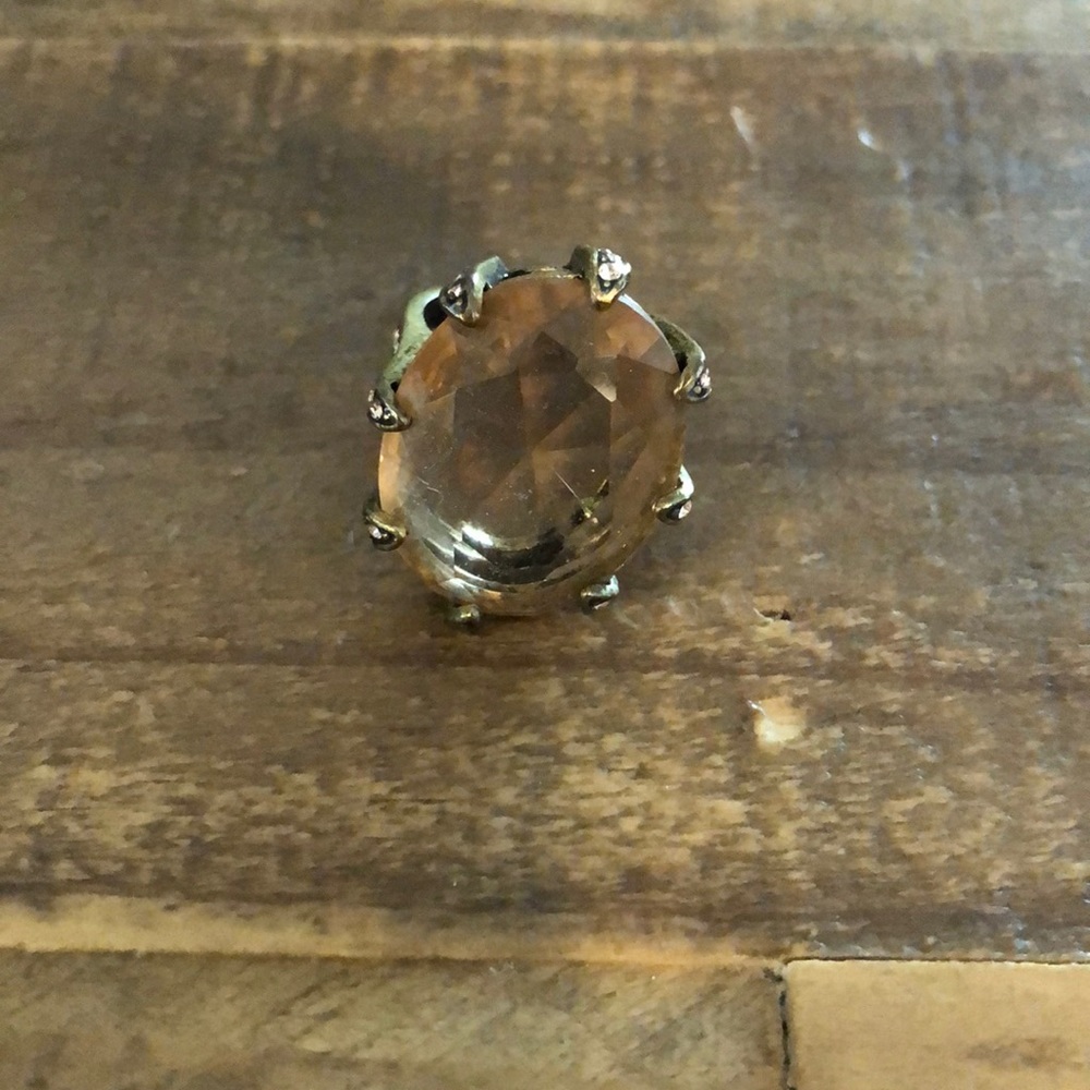Ring - Picture 3 of 4